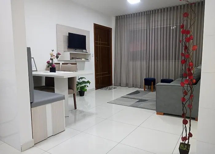Apartamento Completo 3 Quartos Suite Sala Cozinha Lavanderia E Perto De Tudo